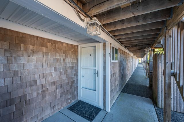 132 Shore Road 7, North Truro, MA 02652