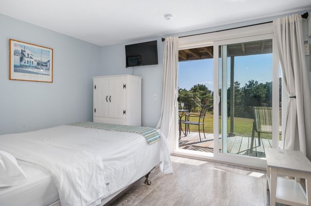 132 Shore Road 7, North Truro, MA 02652