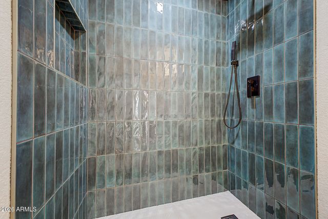 3033 W TONOPAH Drive, Phoenix, AZ 85027