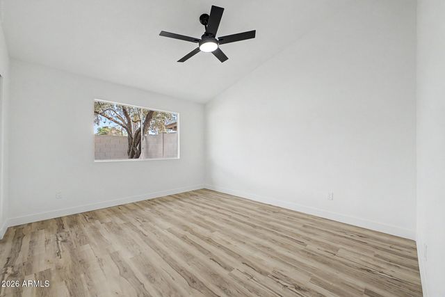 3033 W TONOPAH Drive, Phoenix, AZ 85027