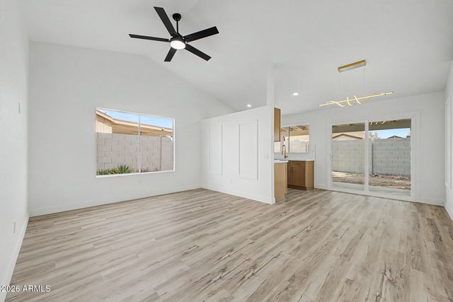 3033 W TONOPAH Drive, Phoenix, AZ 85027