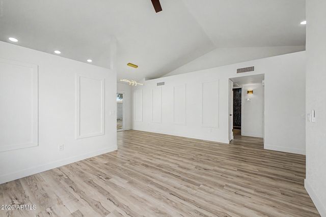 3033 W TONOPAH Drive, Phoenix, AZ 85027