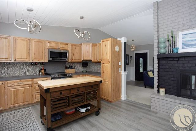 3203 40th Street West, Billings, MT 59106