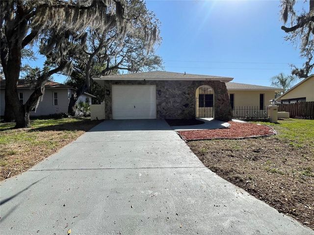 8910 ELM LEAF COURT, Port Richey, FL 34668