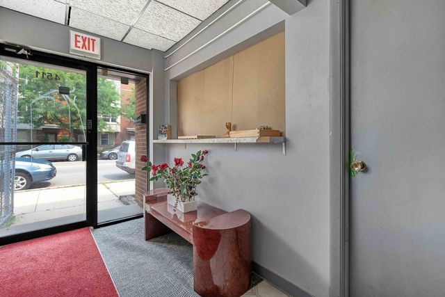 4511 W BELMONT Avenue, Chicago, IL 60641