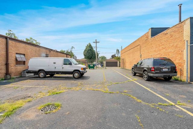 4511 W BELMONT Avenue, Chicago, IL 60641
