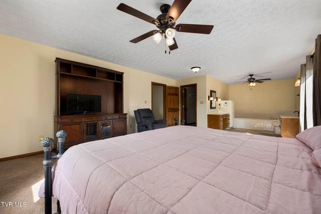2743 Carroll Creek Road, Gray, TN 37615