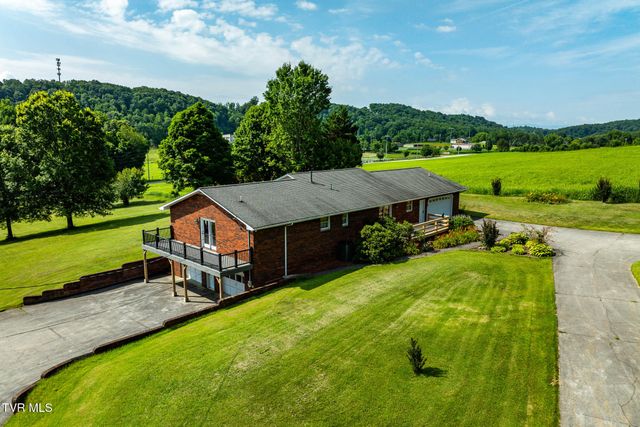 2743 Carroll Creek Road, Gray, TN 37615