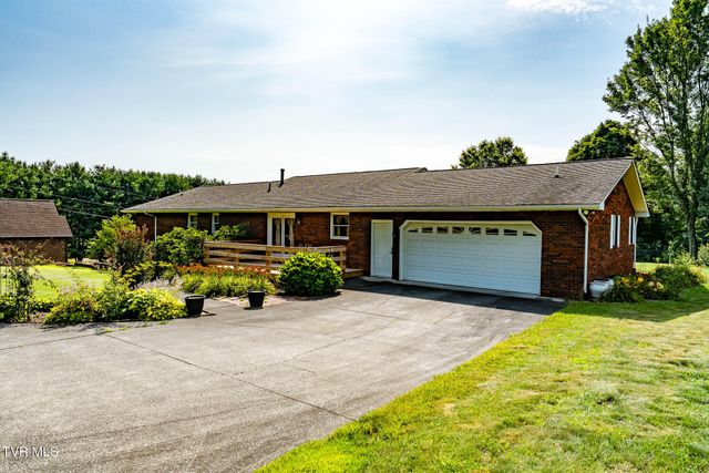 2743 Carroll Creek Road, Gray, TN 37615