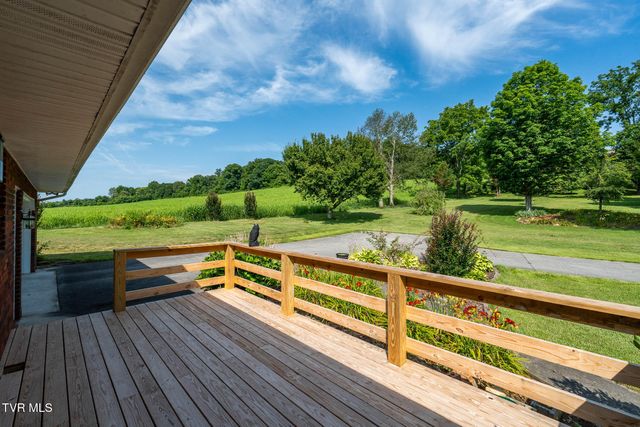 2743 Carroll Creek Road, Gray, TN 37615