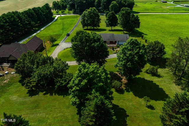2743 Carroll Creek Road, Gray, TN 37615