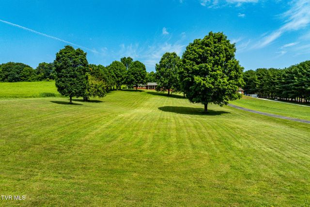 2743 Carroll Creek Road, Gray, TN 37615