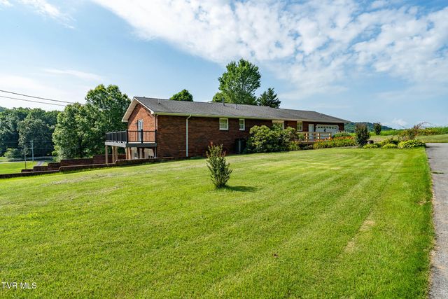 2743 Carroll Creek Road, Gray, TN 37615