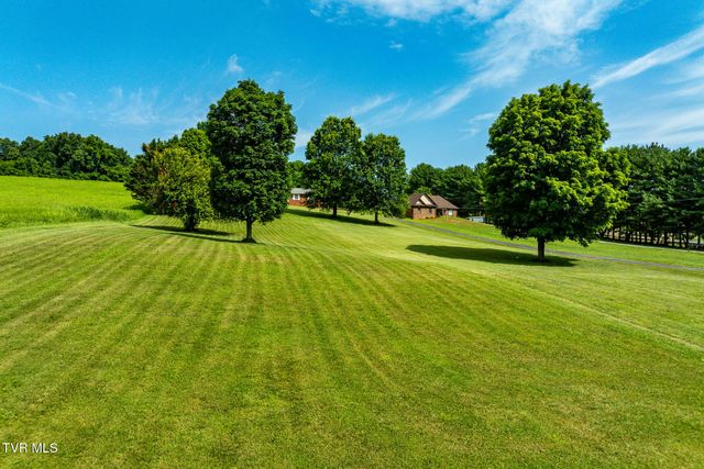 2743 Carroll Creek Road, Gray, TN 37615