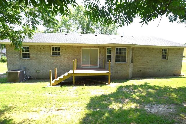 1468 W Division, Westville, OK 74965
