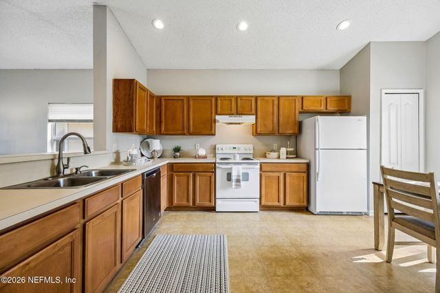 676 TIMBERMILL Lane, Orange Park, FL 32065