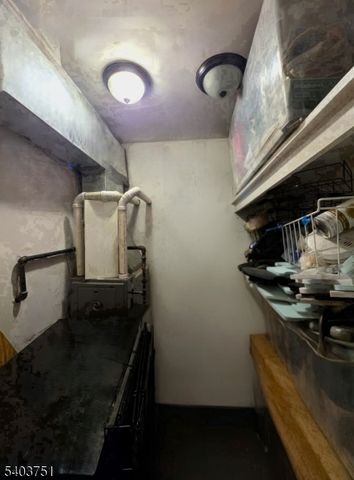 16 Seymour Ave, Newark City, NJ 07108