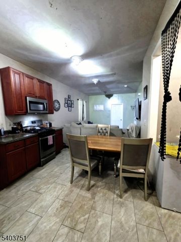 16 Seymour Ave, Newark City, NJ 07108