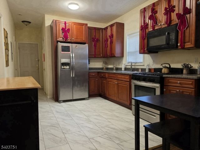 16 Seymour Ave, Newark City, NJ 07108