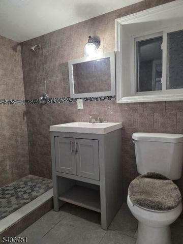 16 Seymour Ave, Newark City, NJ 07108