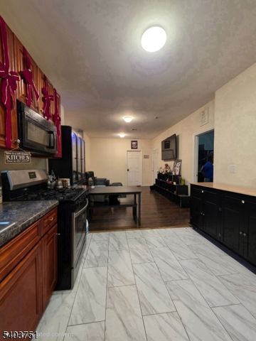 16 Seymour Ave, Newark City, NJ 07108