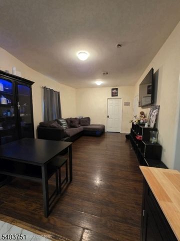 16 Seymour Ave, Newark City, NJ 07108