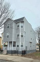 16 Seymour Ave, Newark City, NJ 07108