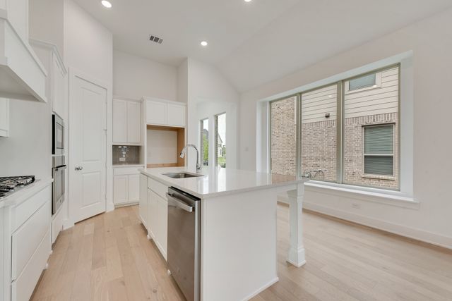 519 Embargo Drive, Fate, TX 75189