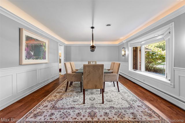 5605 Woodwind Drive, Bloomfield Hills, MI 48301