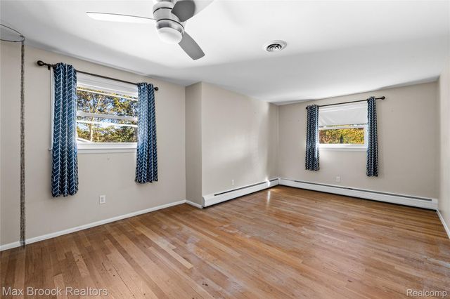 5605 Woodwind Drive, Bloomfield Hills, MI 48301