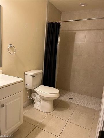 540-542 SE 6th PL, Cape Coral, FL 33990