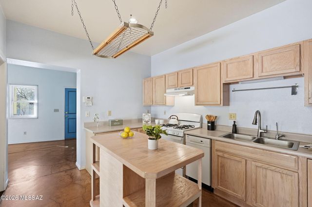 709 S Osborne Avenue, Tucson, AZ 85701