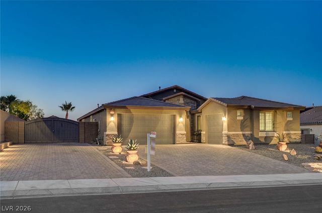 10430 West Amulet Ridge Court, Las Vegas, NV 89149