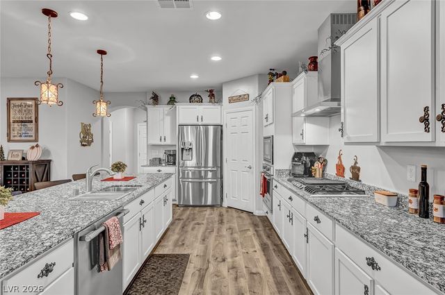 10430 West Amulet Ridge Court, Las Vegas, NV 89149