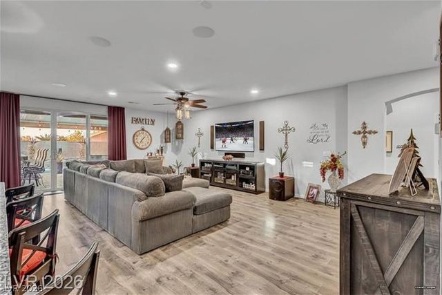 10430 West Amulet Ridge Court, Las Vegas, NV 89149
