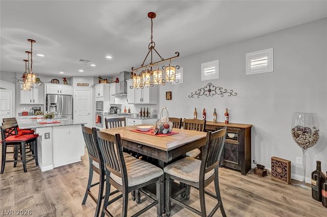 10430 West Amulet Ridge Court, Las Vegas, NV 89149