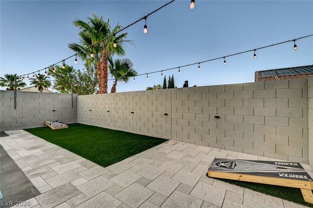 10430 West Amulet Ridge Court, Las Vegas, NV 89149