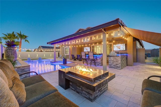 10430 West Amulet Ridge Court, Las Vegas, NV 89149