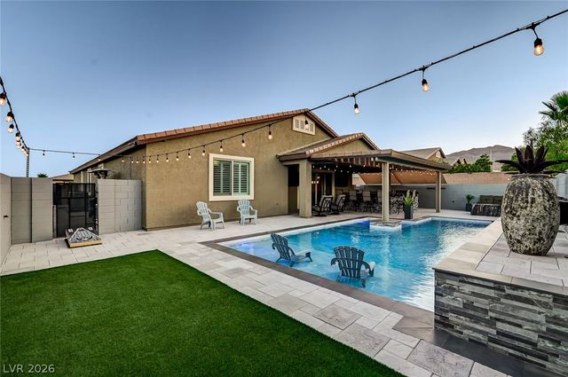 10430 West Amulet Ridge Court, Las Vegas, NV 89149