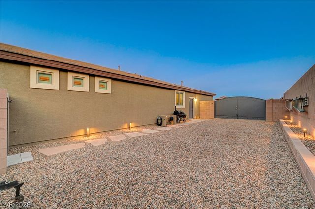 10430 West Amulet Ridge Court, Las Vegas, NV 89149
