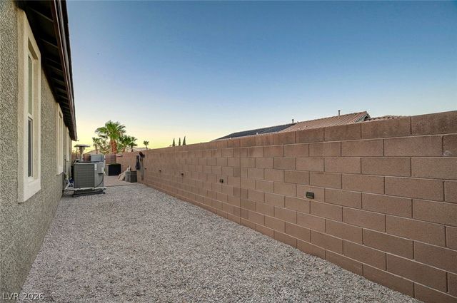 10430 West Amulet Ridge Court, Las Vegas, NV 89149