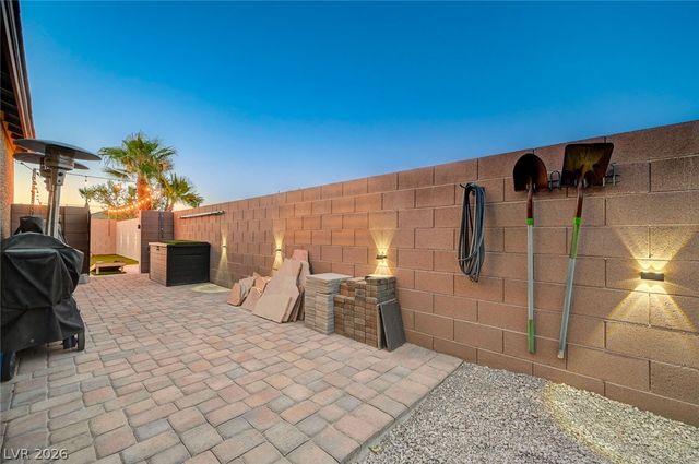 10430 West Amulet Ridge Court, Las Vegas, NV 89149
