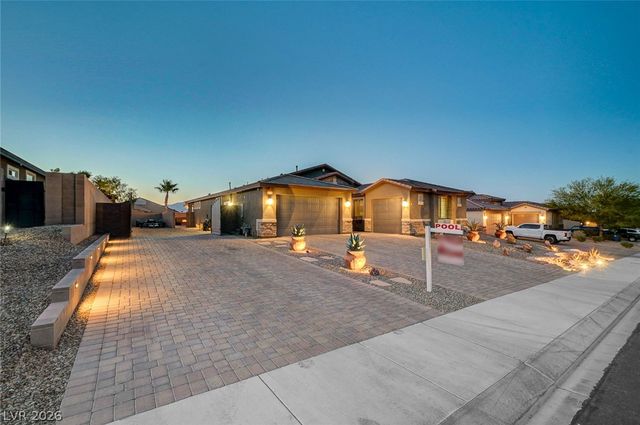 10430 West Amulet Ridge Court, Las Vegas, NV 89149