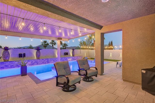 10430 West Amulet Ridge Court, Las Vegas, NV 89149