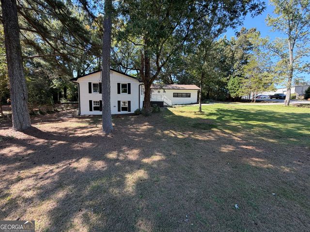 1617 W Kellogg Circle, Douglasville, GA 30134