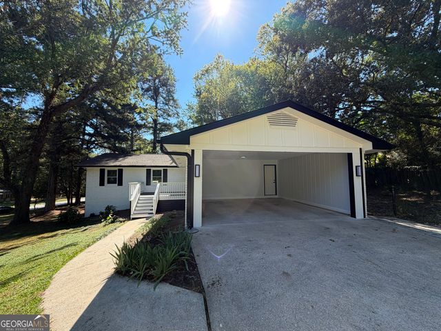 1617 W Kellogg Circle, Douglasville, GA 30134
