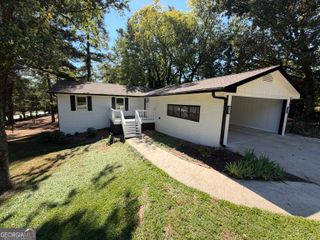 1617 W Kellogg Circle, Douglasville, GA 30134