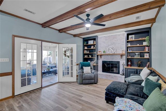 129 Stone Lake CT, Yorktown, VA 23693