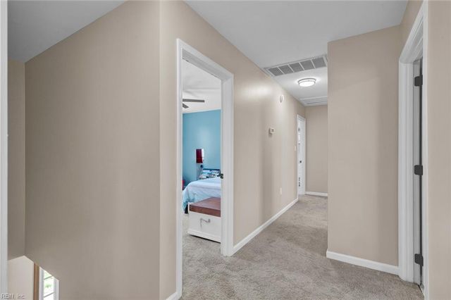 129 Stone Lake CT, Yorktown, VA 23693