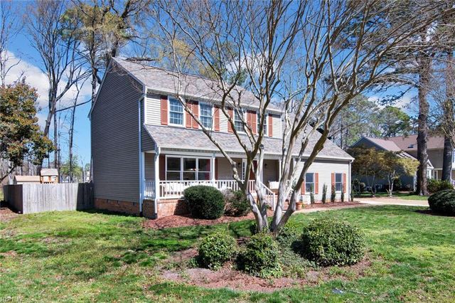 129 Stone Lake CT, Yorktown, VA 23693